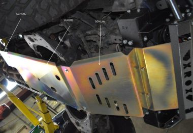 Outback Accessories Under Body Plate Kit to suit Toyota Hilux 2001 - 2005