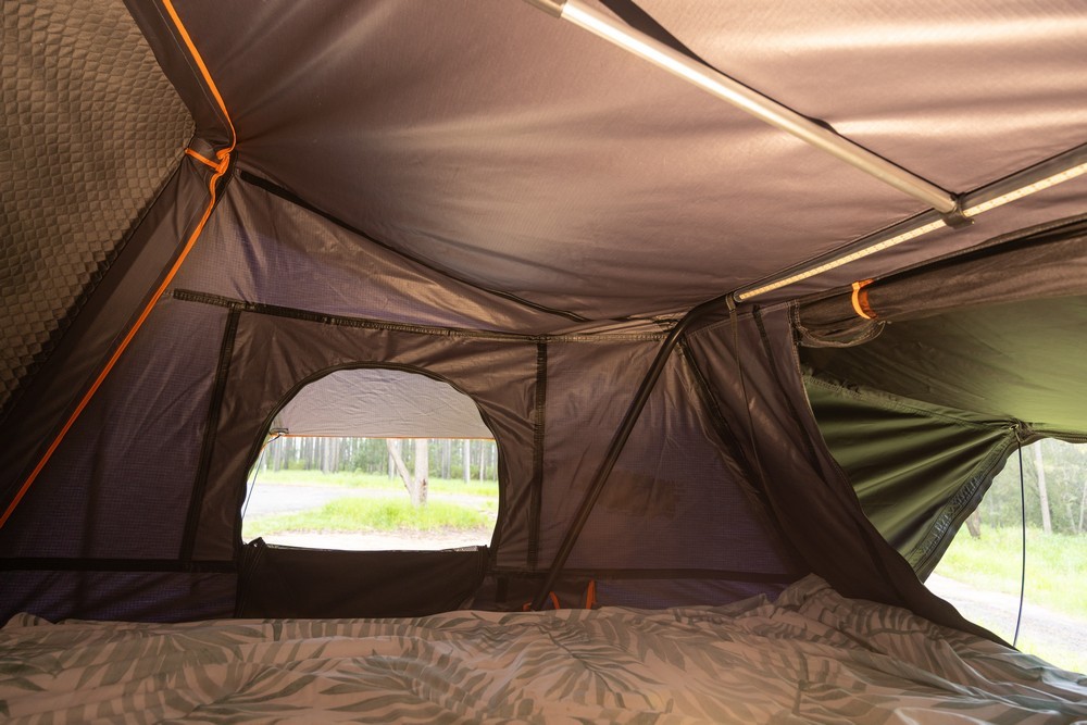 AusTuff Double Hard Shell Roof Top Tent